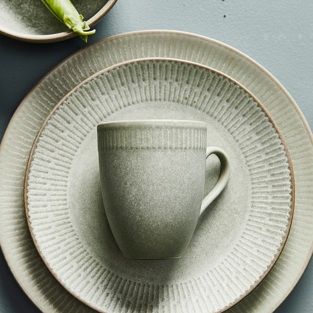 Relief becher 30 cl Steingut grün